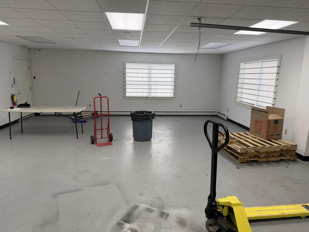 2210 Portland Road Arundel ME 04046
