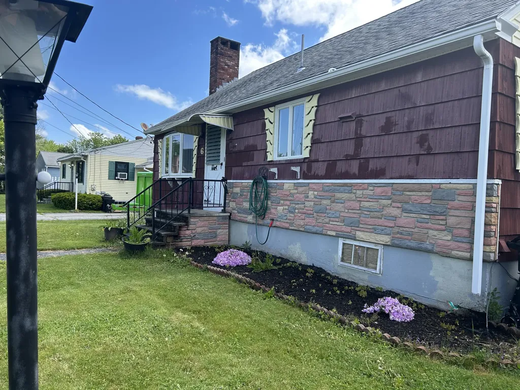 6 Holy Family Street Lewiston ME 04240