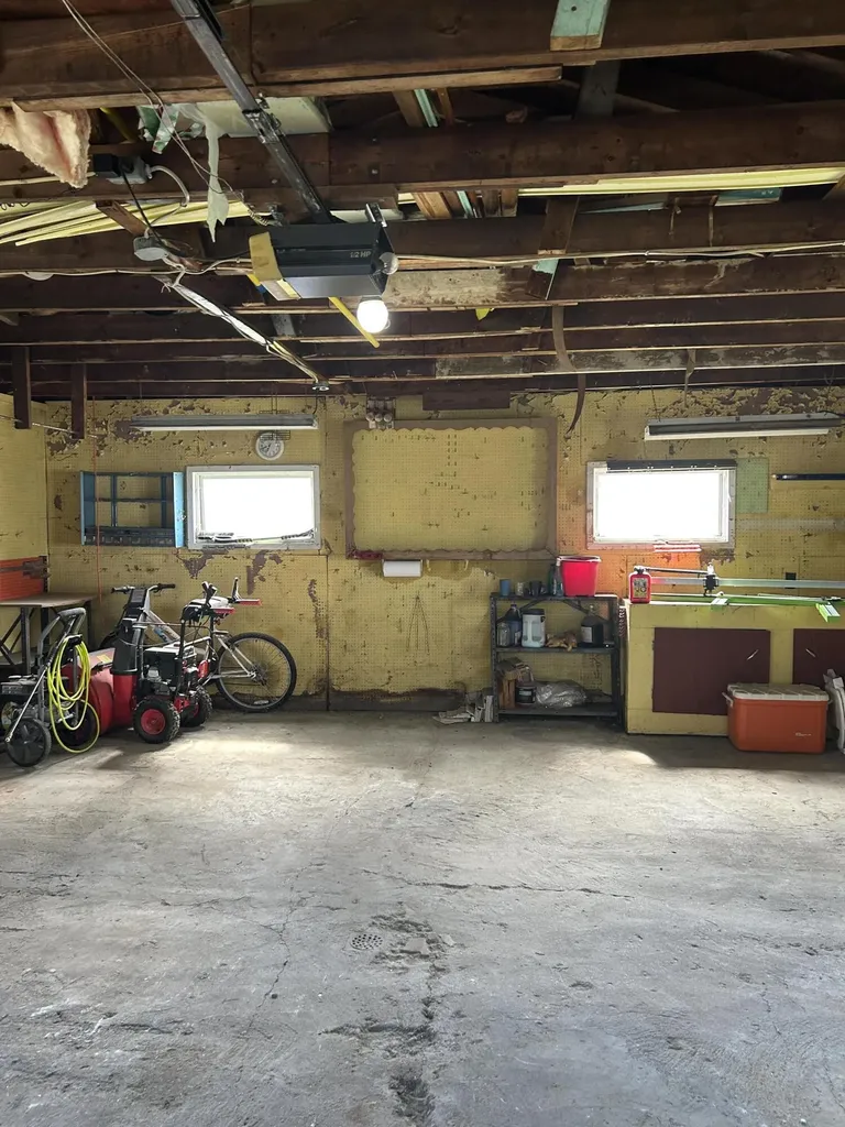 6 Holy Family Street Lewiston ME 04240