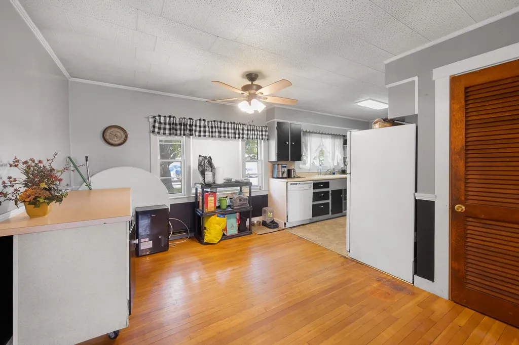 40 Exeter Road Corinna ME 04928