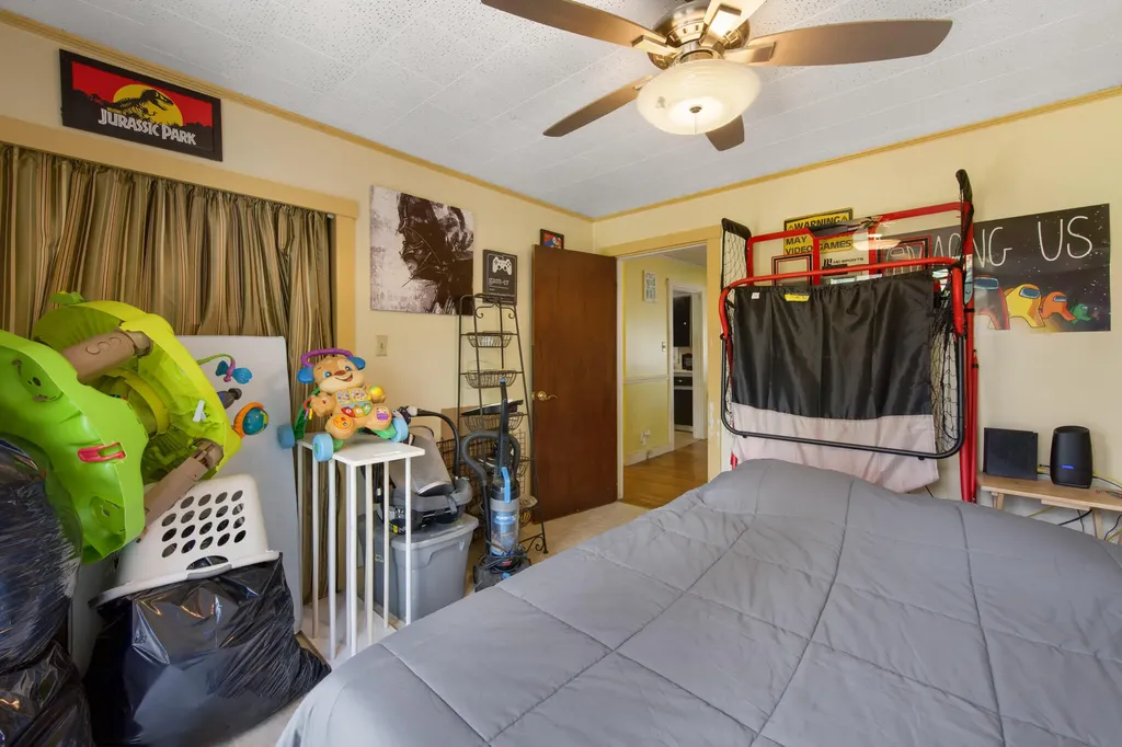 40 Exeter Road Corinna ME 04928