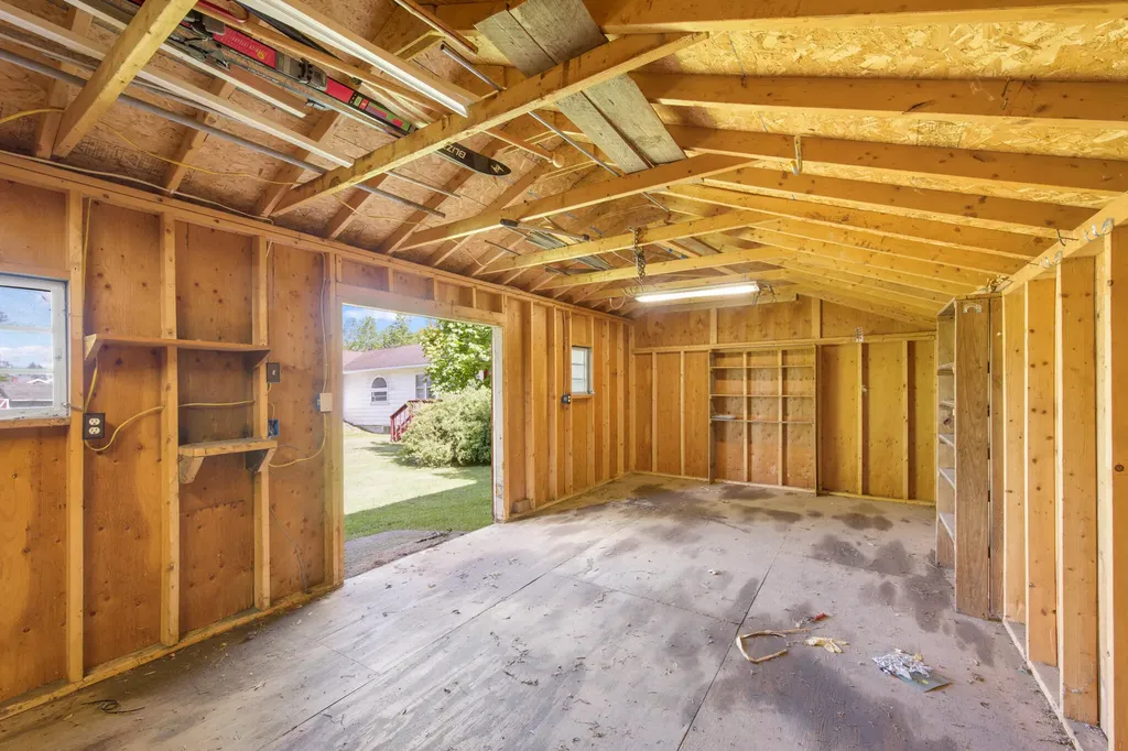 40 Exeter Road Corinna ME 04928