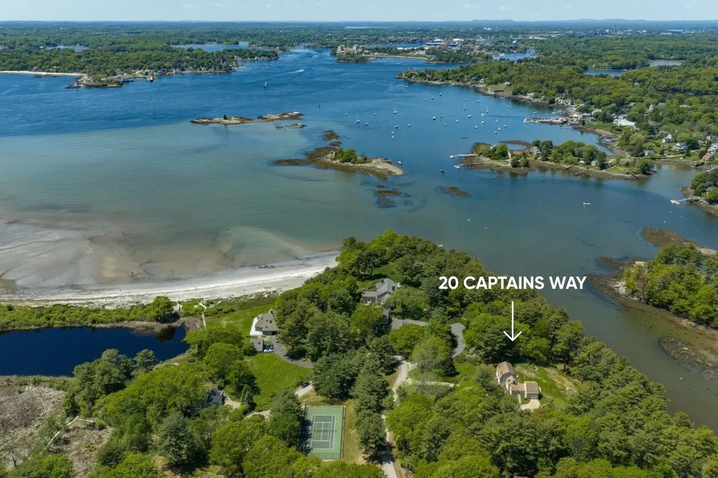 20 Captains Way Kittery ME 03905