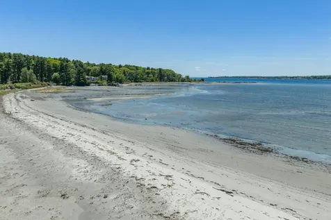 20 Captains Way Kittery ME 03905