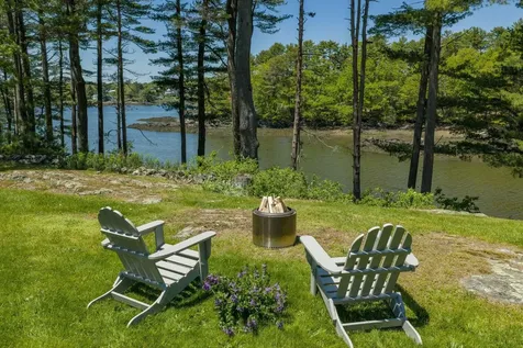 20 Captains Way Kittery ME 03905