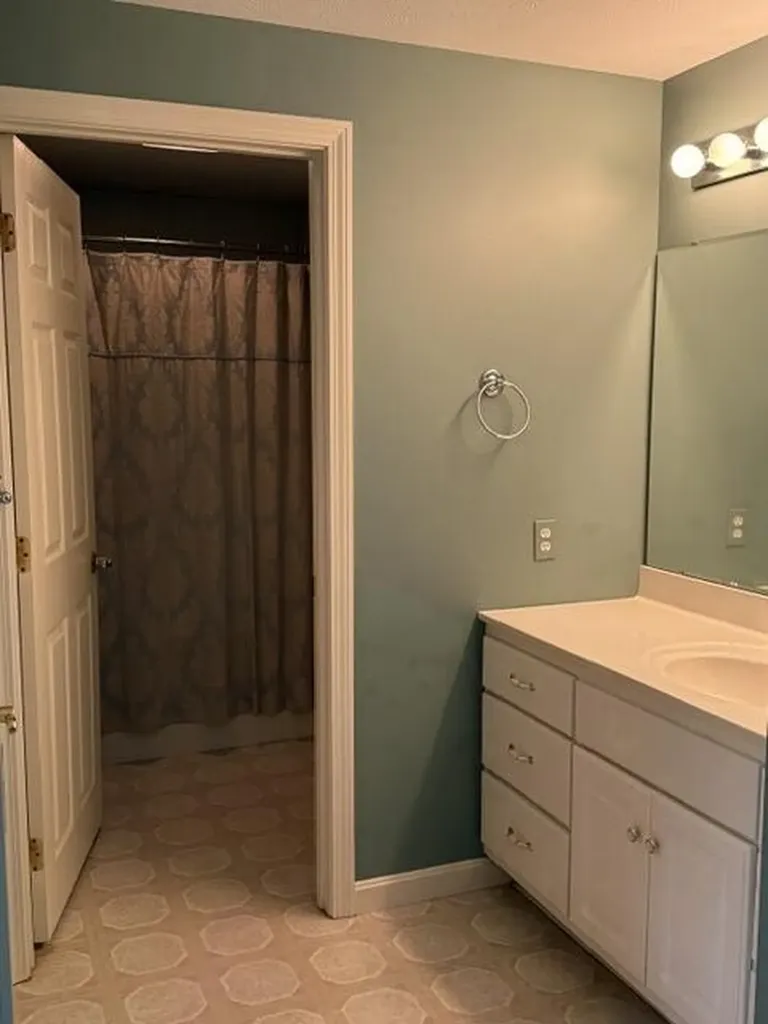 14 Hampton Glen Drive Kennebunk ME 04043