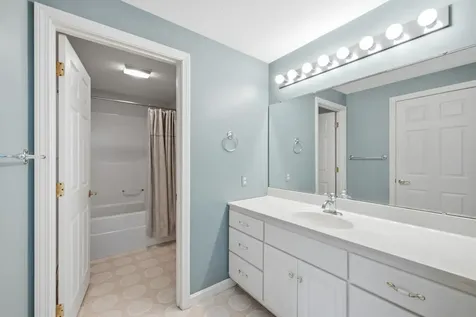 14 Hampton Glen Drive Kennebunk ME 04043
