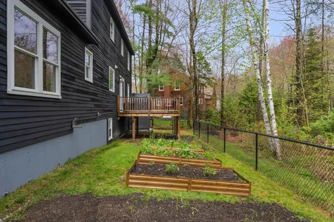 8 Mast Road Scarborough ME 04074