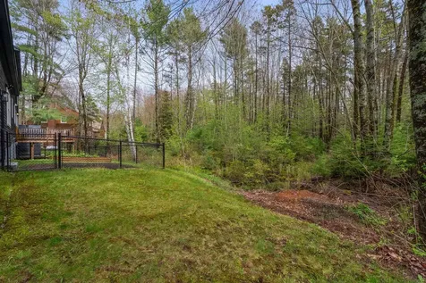 8 Mast Road Scarborough ME 04074