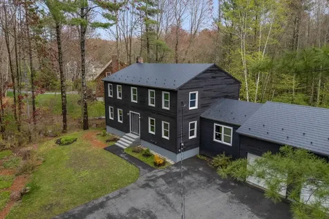 8 Mast Road Scarborough ME 04074