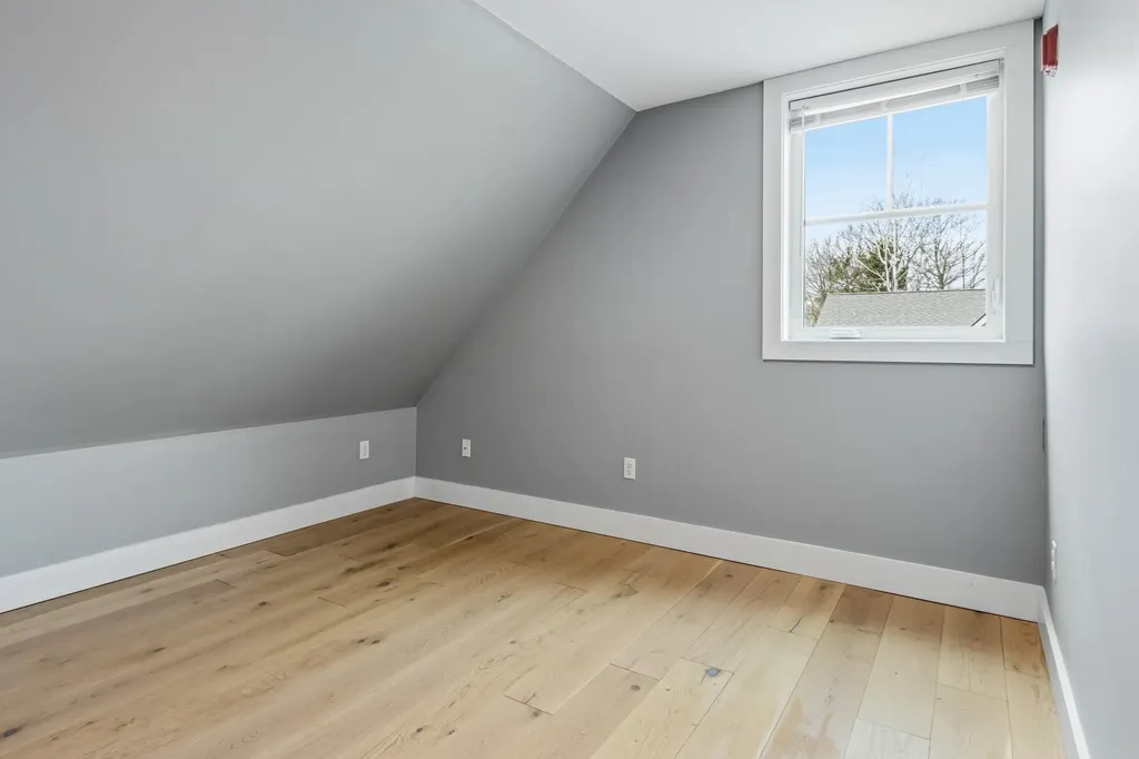 9 Cole Street South Portland ME 04106