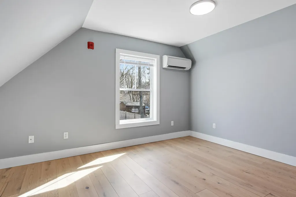 9 Cole Street South Portland ME 04106