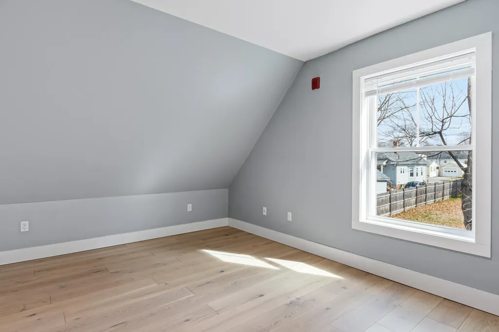 9 Cole Street South Portland ME 04106