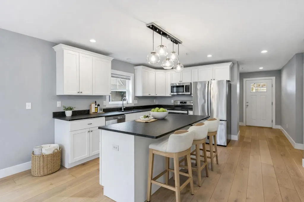 9 Cole Street South Portland ME 04106