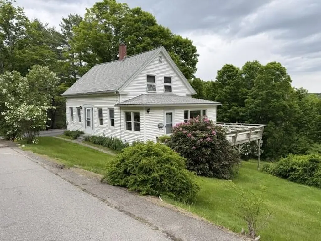 Hallowell ME, 28 Greenville Street