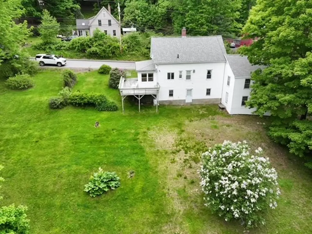 28 Greenville Street Hallowell ME 04347