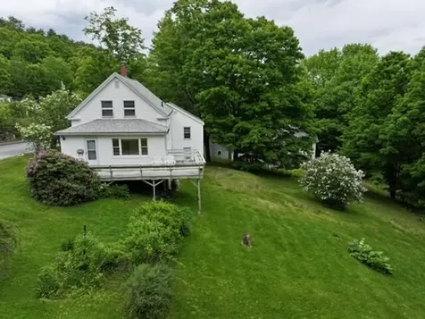 28 Greenville Street Hallowell ME 04347