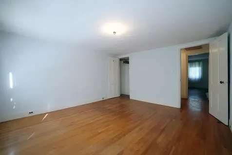 28 Greenville Street Hallowell ME 04347
