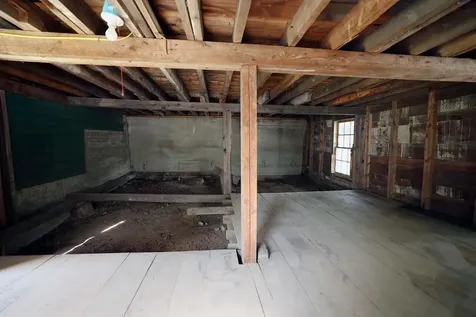 28 Greenville Street Hallowell ME 04347