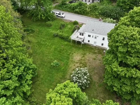 28 Greenville Street Hallowell ME 04347