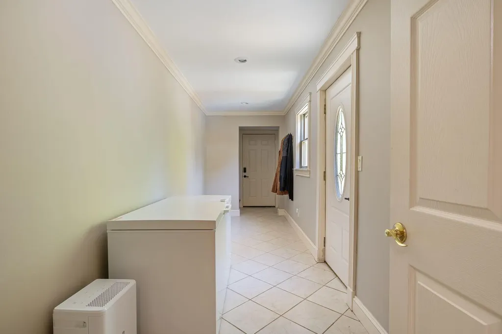 528 Bauneg Beg Hill Road North Berwick ME 03906