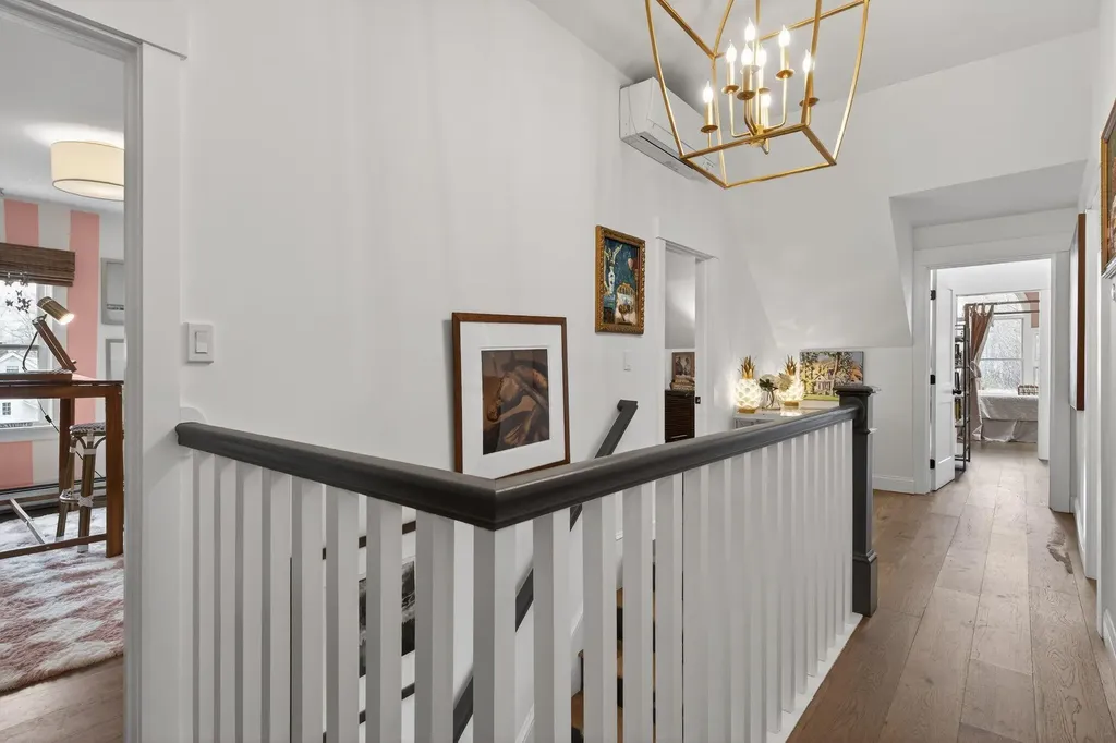 492 W Elm Street Yarmouth ME 04096