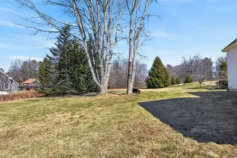 492 W Elm Street Yarmouth ME 04096