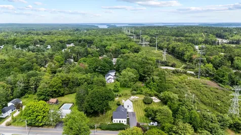 492 W Elm Street Yarmouth ME 04096