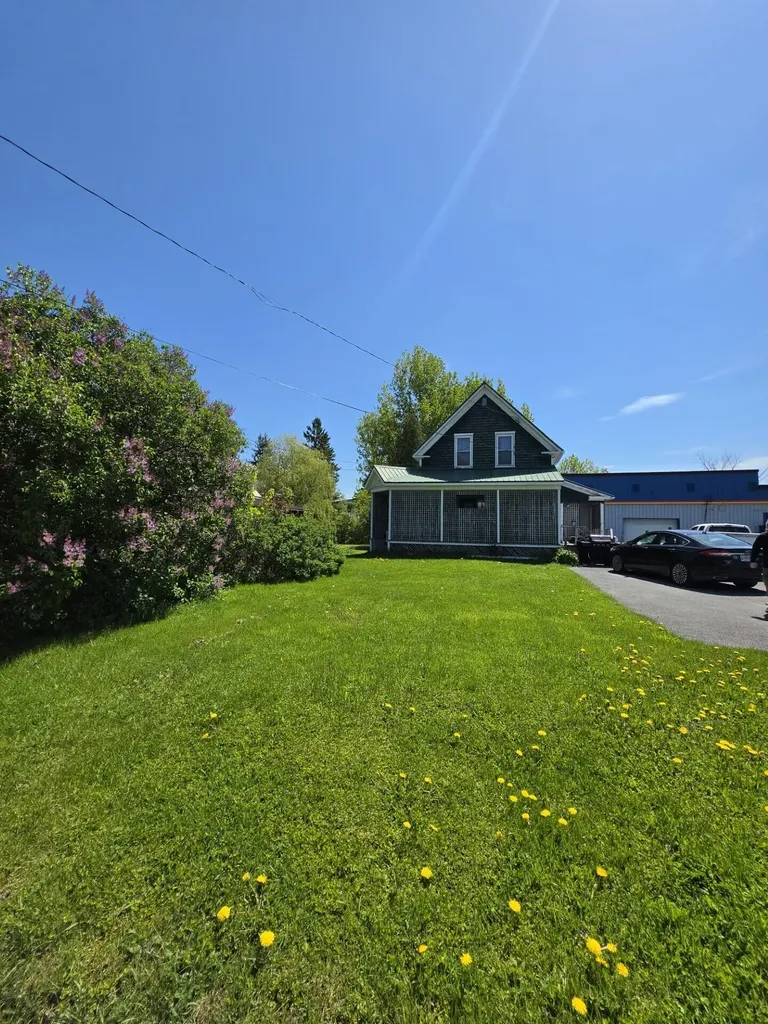 28 Dyer Street Presque Isle ME 04769