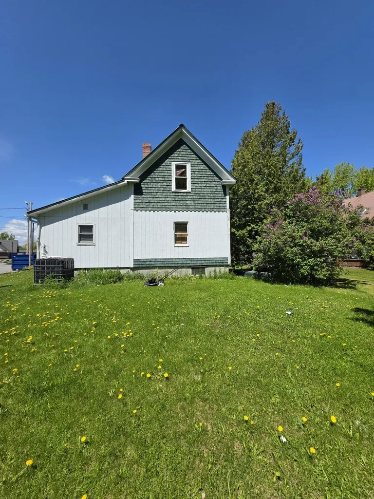 28 Dyer Street Presque Isle ME 04769