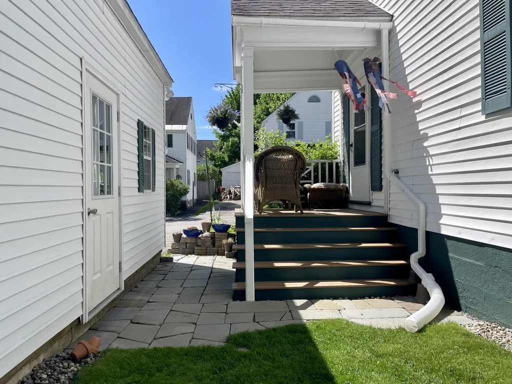 3 Andrews Road Bath ME 04530