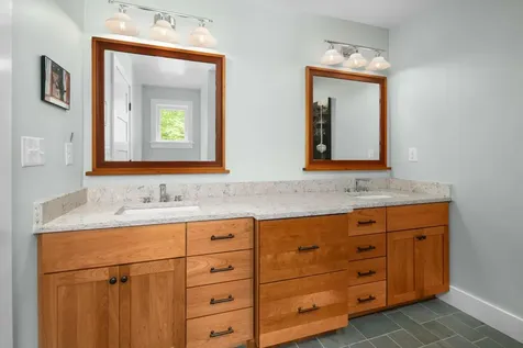 92 Flynn Lane Ogunquit ME 03907