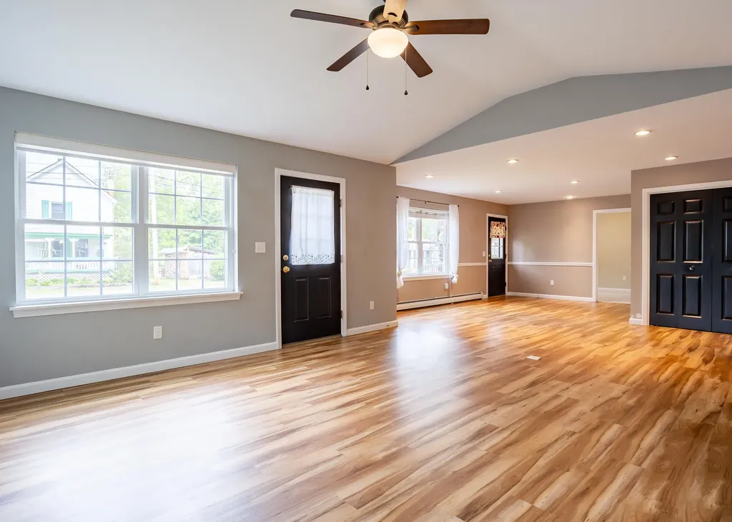 50 Glenwood Avenue Saco ME 04072