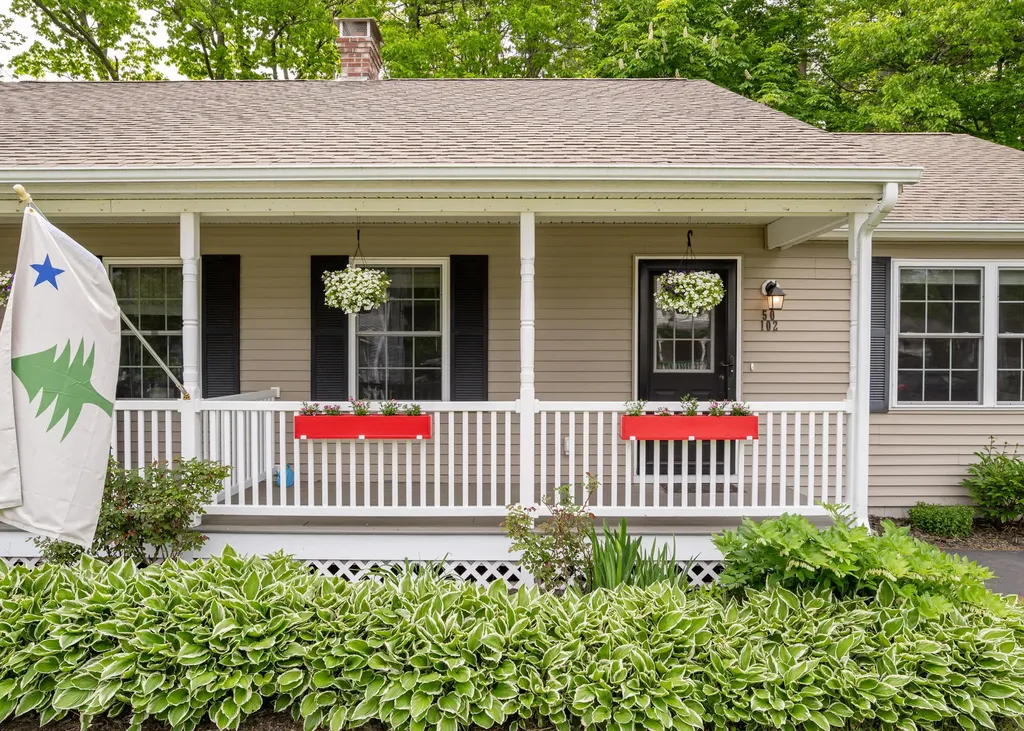 50 Glenwood Avenue Saco ME 04072