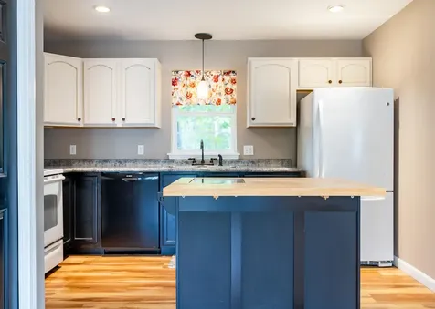50 Glenwood Avenue Saco ME 04072