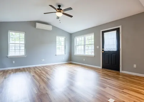 50 Glenwood Avenue Saco ME 04072