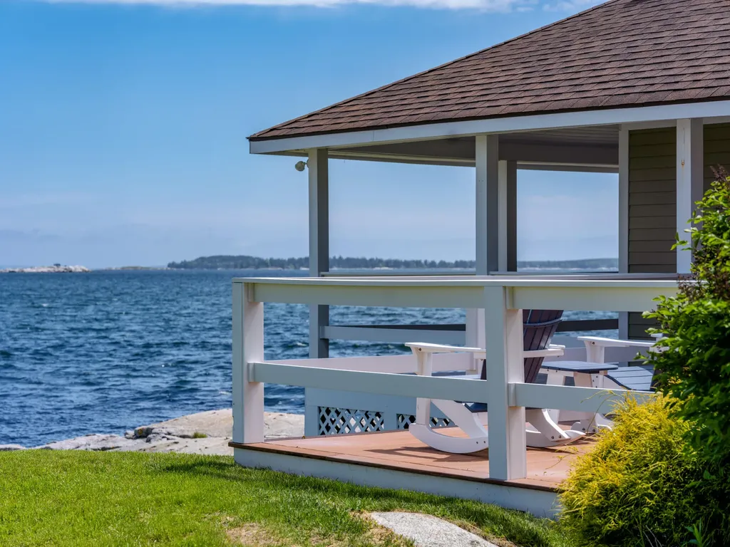 9 Elwell Point South Thomaston ME 04858