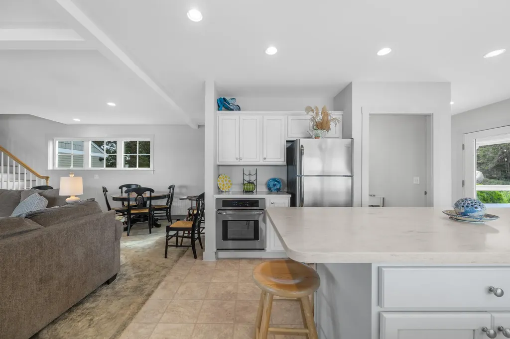 9 Elwell Point South Thomaston ME 04858