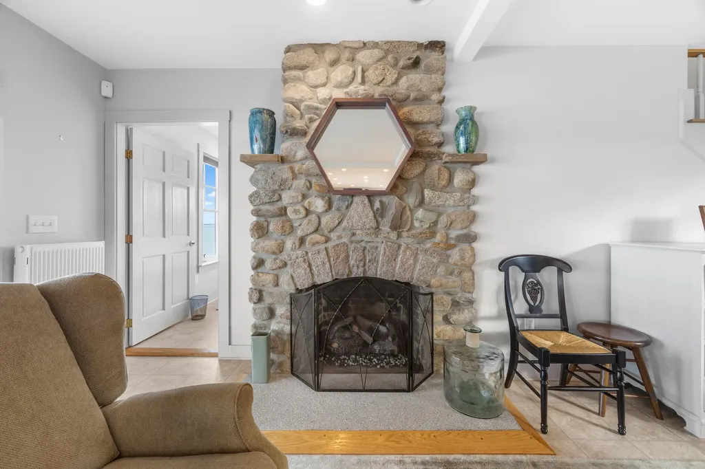 9 Elwell Point South Thomaston ME 04858