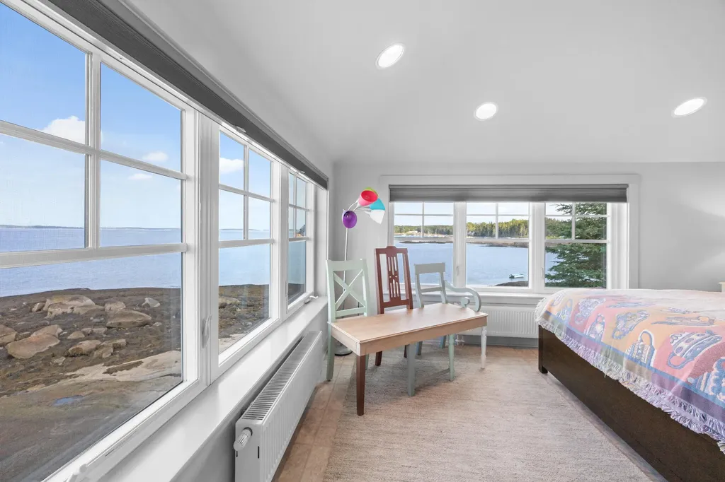 9 Elwell Point South Thomaston ME 04858