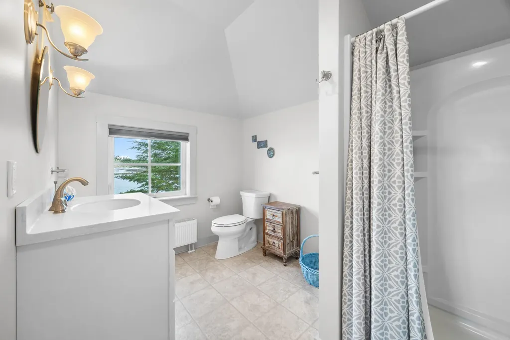 9 Elwell Point South Thomaston ME 04858