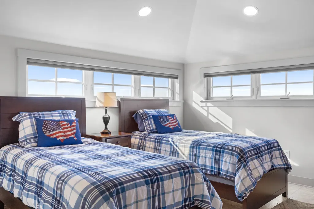 9 Elwell Point South Thomaston ME 04858