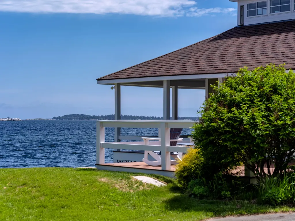 9 Elwell Point South Thomaston ME 04858