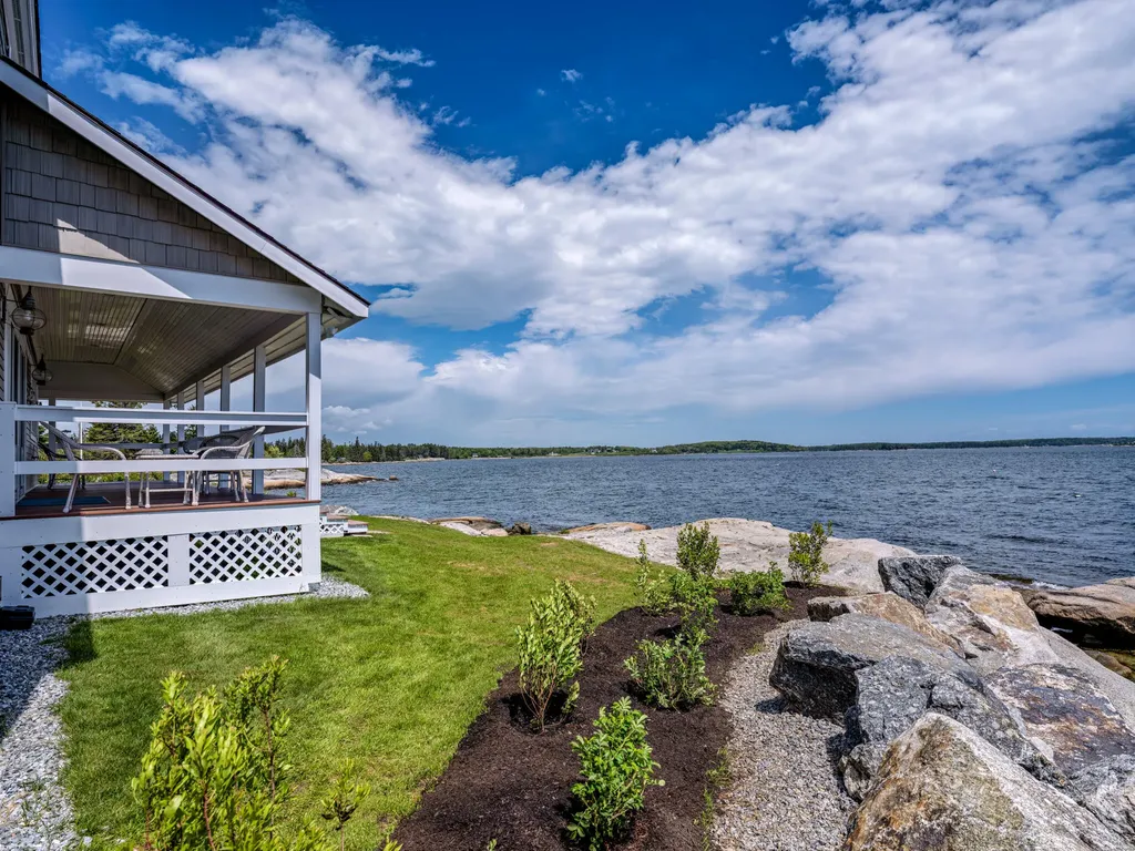 9 Elwell Point South Thomaston ME 04858