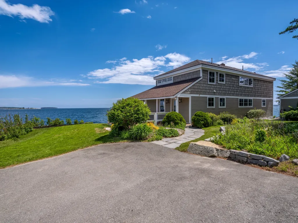 9 Elwell Point South Thomaston ME 04858