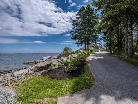 9 Elwell Point South Thomaston ME 04858