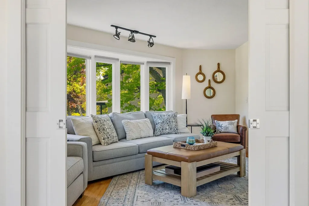 13 Wavecrest Drive York ME 03909