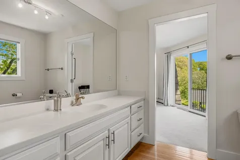 13 Wavecrest Drive York ME 03909