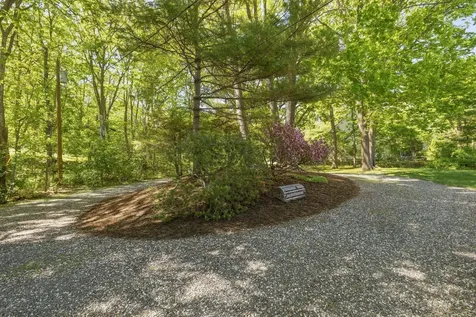 13 Wavecrest Drive York ME 03909