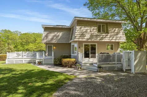 13 Wavecrest Drive York ME 03909